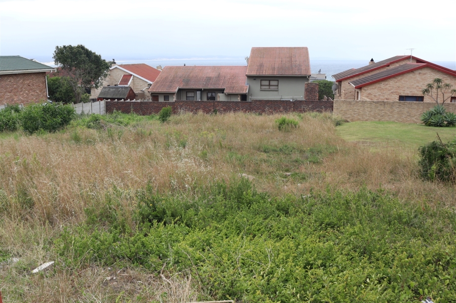 0 Bedroom Property for Sale in Wavecrest Eastern Cape